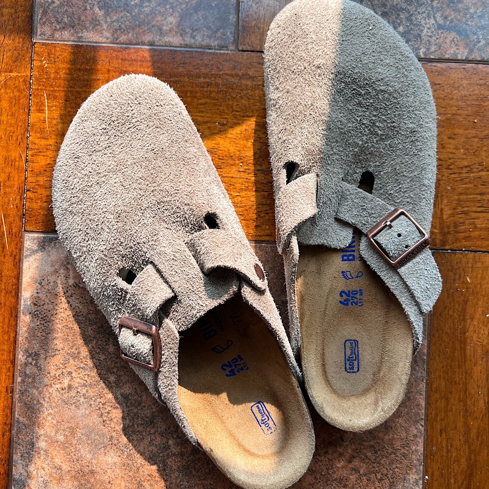 Birkenstock Boston Suede Clog- Taupe color size 42